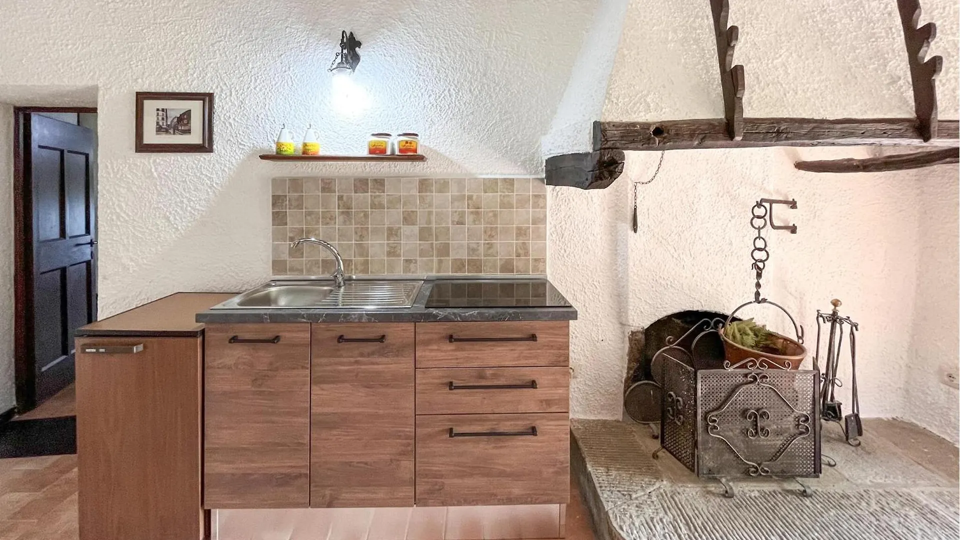 3 Bedroom Awesome Home In Loro Ciuffenna Italy