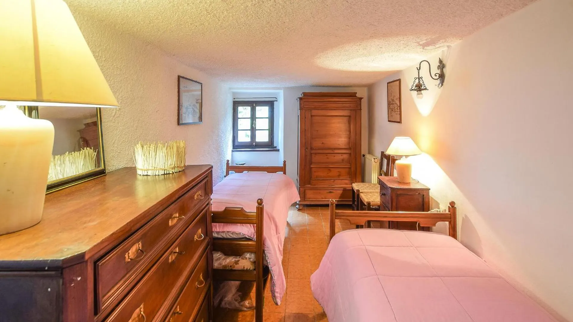 Holiday home 3 Bedroom Awesome Home In Loro Ciuffenna