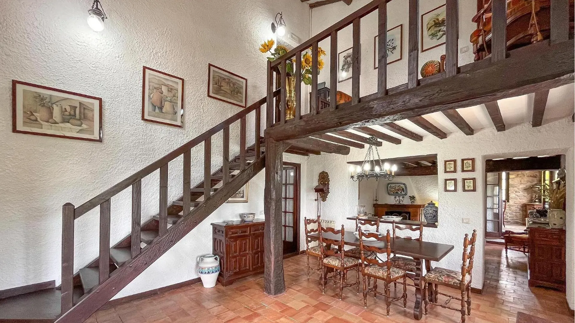 3 Bedroom Awesome Home In Loro Ciuffenna 0*,
