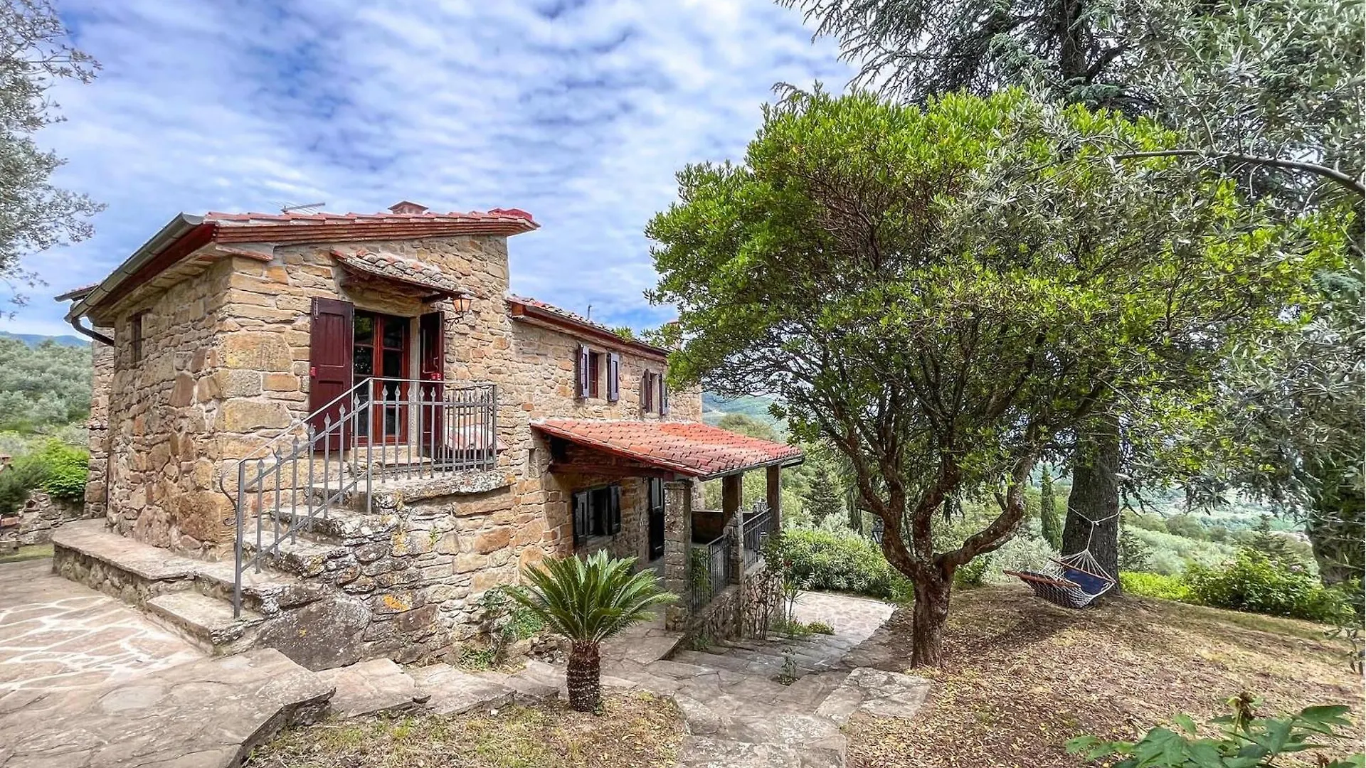 3 Bedroom Awesome Home In Loro Ciuffenna Italy