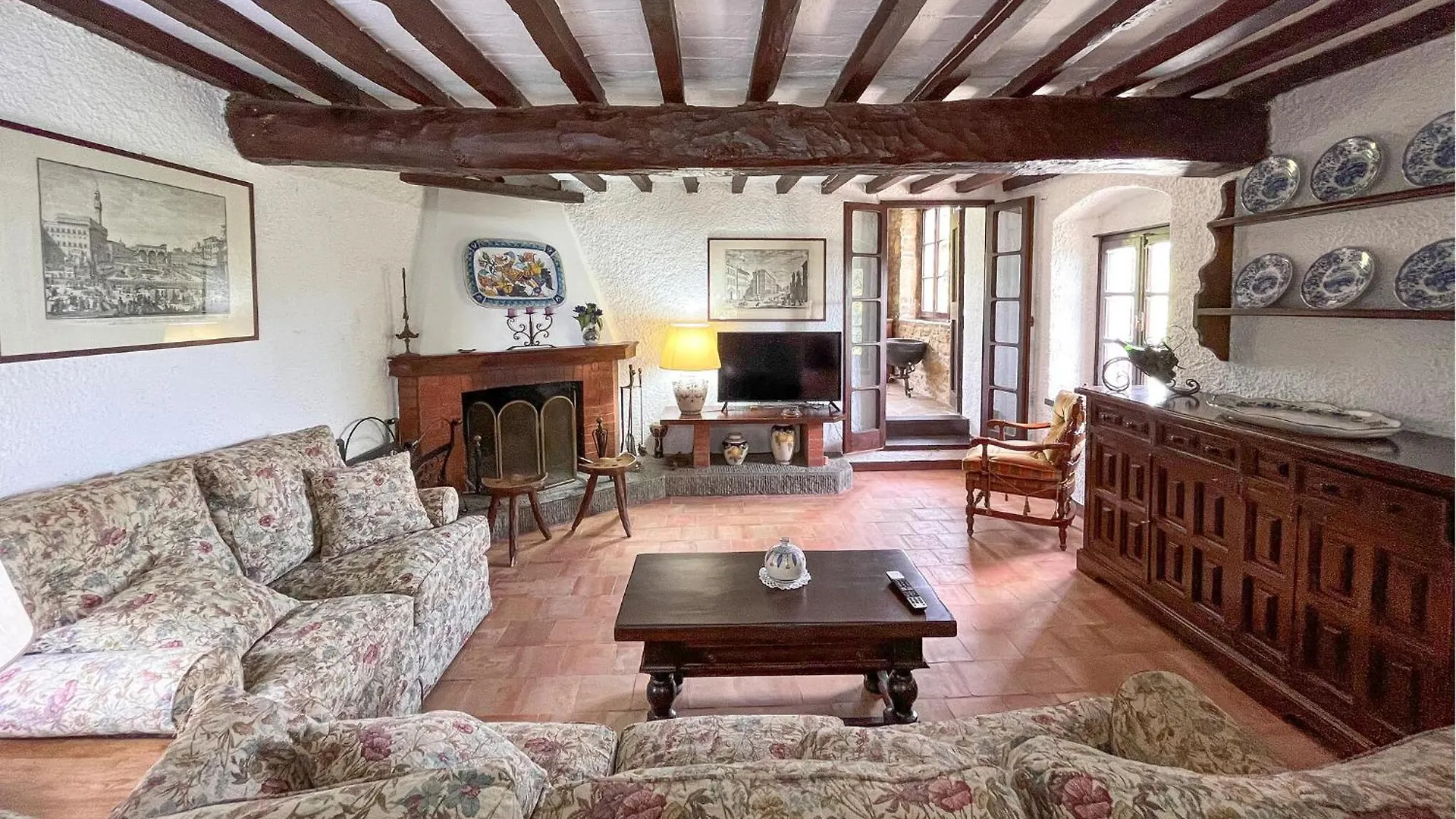 Holiday home 3 Bedroom Awesome Home In Loro Ciuffenna Italy