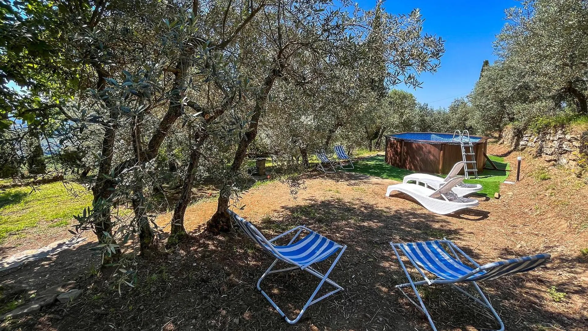 Holiday home 3 Bedroom Awesome Home In Loro Ciuffenna Italy